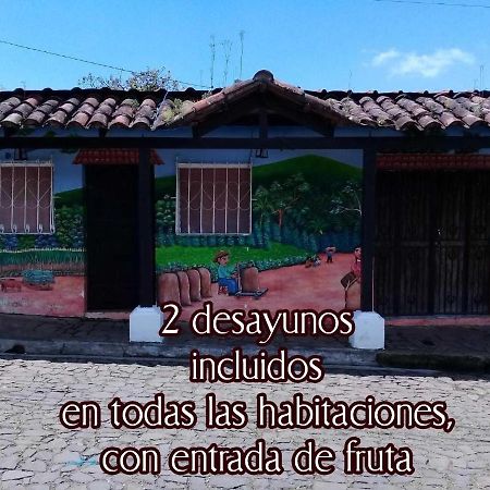 Portal De Los Farolitos Concepción de Ataco Extérieur photo